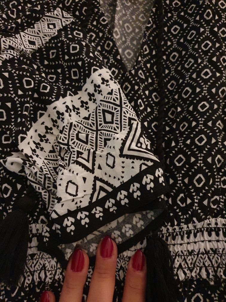 sukienka HM w azteckiw wzory czarno białe 40 nowa