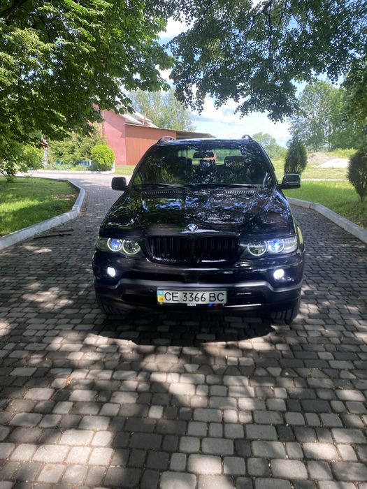 БМВ е53 у гарному стані