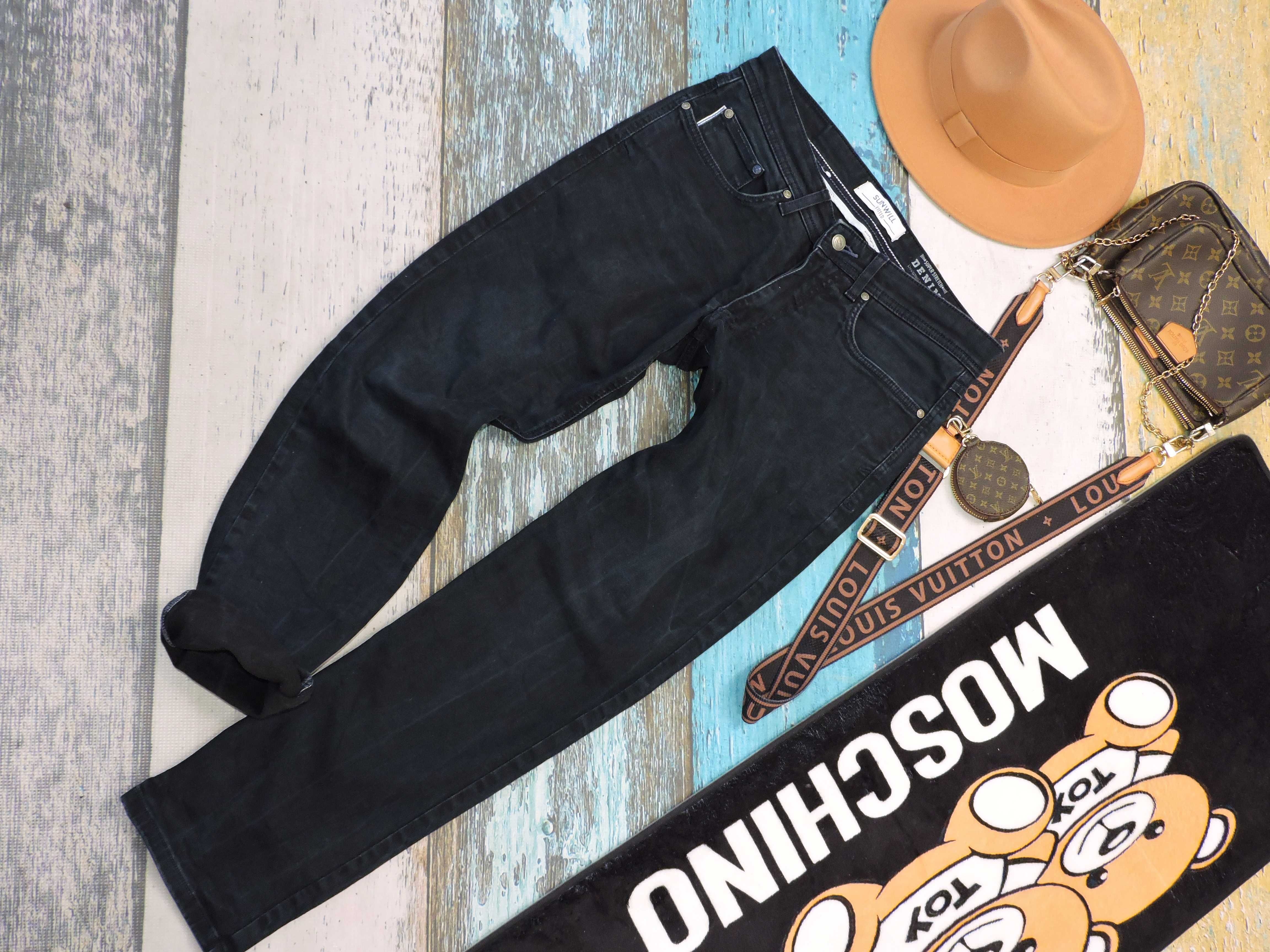 Sunwill Męskie spodnie jeans granat 33/30