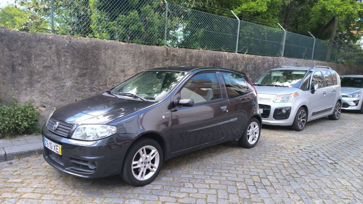 Fiat Punto 2004 1.2 (vendo ou troco)