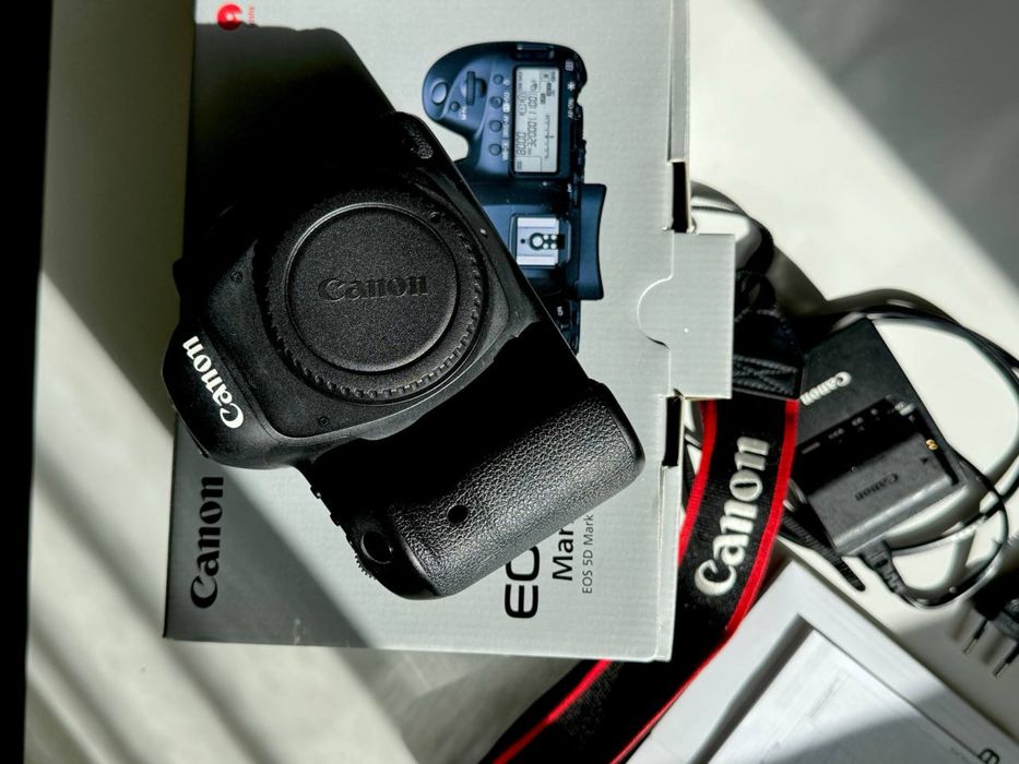 Canon EOS 5D Mark IV (тільки body)