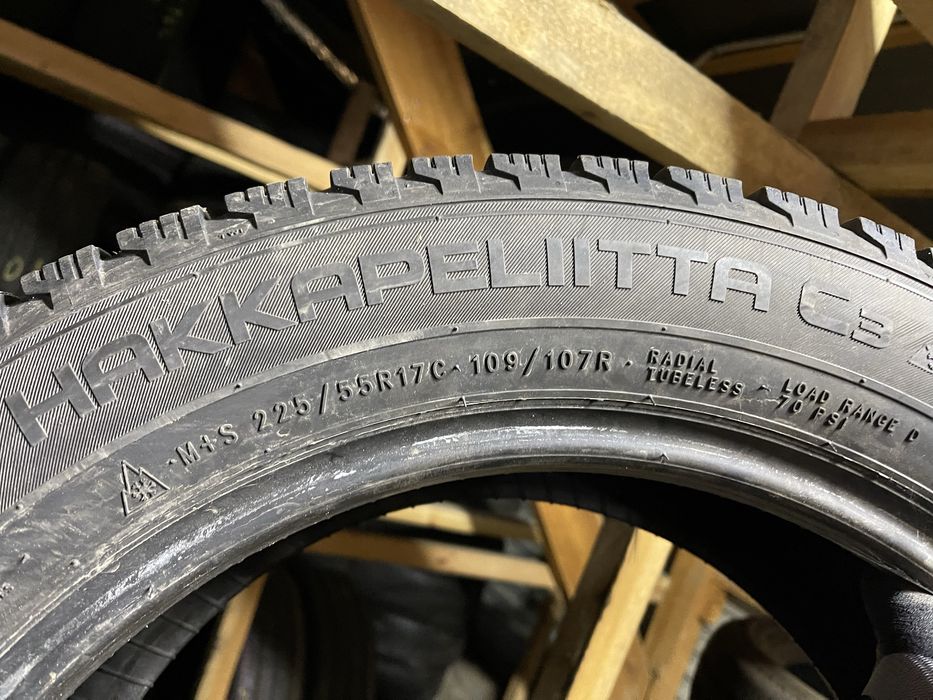 Шини зима 225/55R17C NOKIAN Hakkapeliitta C3 2 або 4 шт 8мм