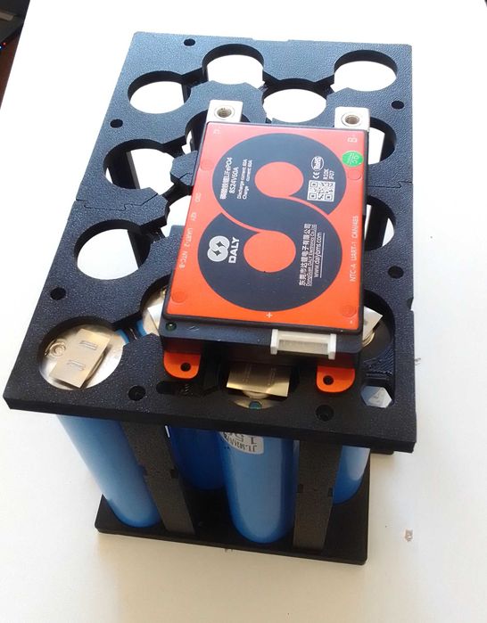 Для APC UPS корпус для збірки LiFePo4 8S2P 33140 (можливі модифікації)