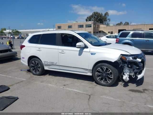 2018 Mitsubishi OUTLANDER PHEV GT