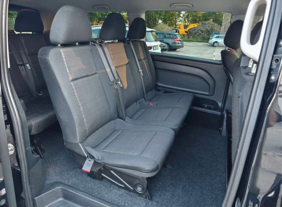 Aluga se Mercedes Vito 9 lugares