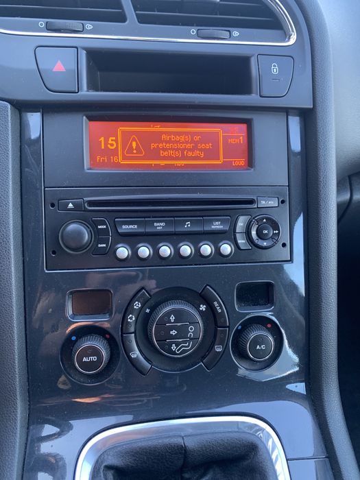 Інформаційний дисплей Peugeot 3008 5008 Citroën Монітор магнітоли