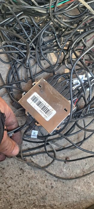 Відеореєстратор + парктроніки в робочому стані.