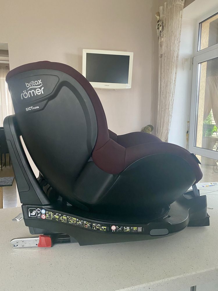 Автокресло Britax Romer dualfix i-size