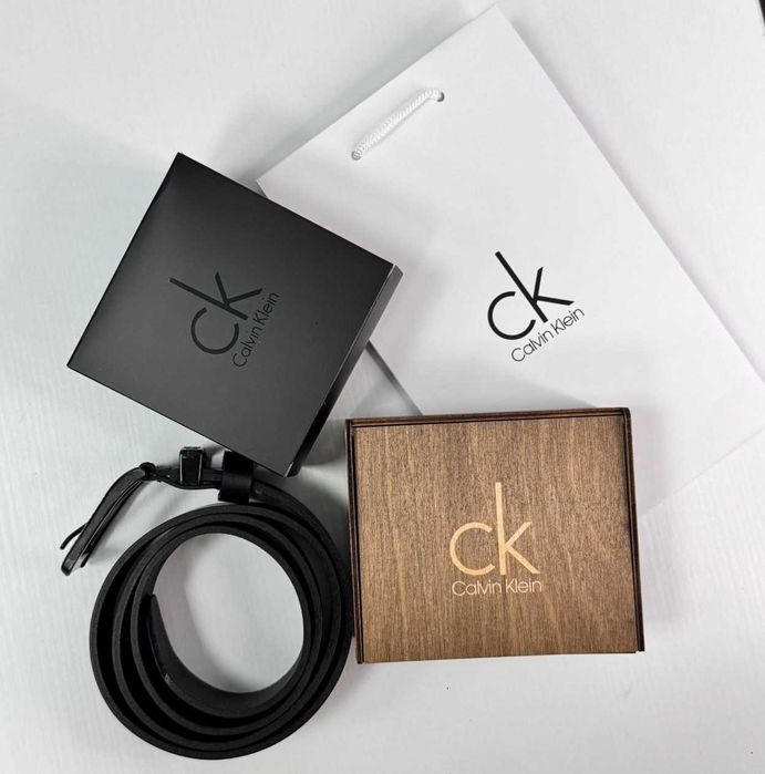 Шкіряний ремінь Calvin Klein з дерев'яною коробкою