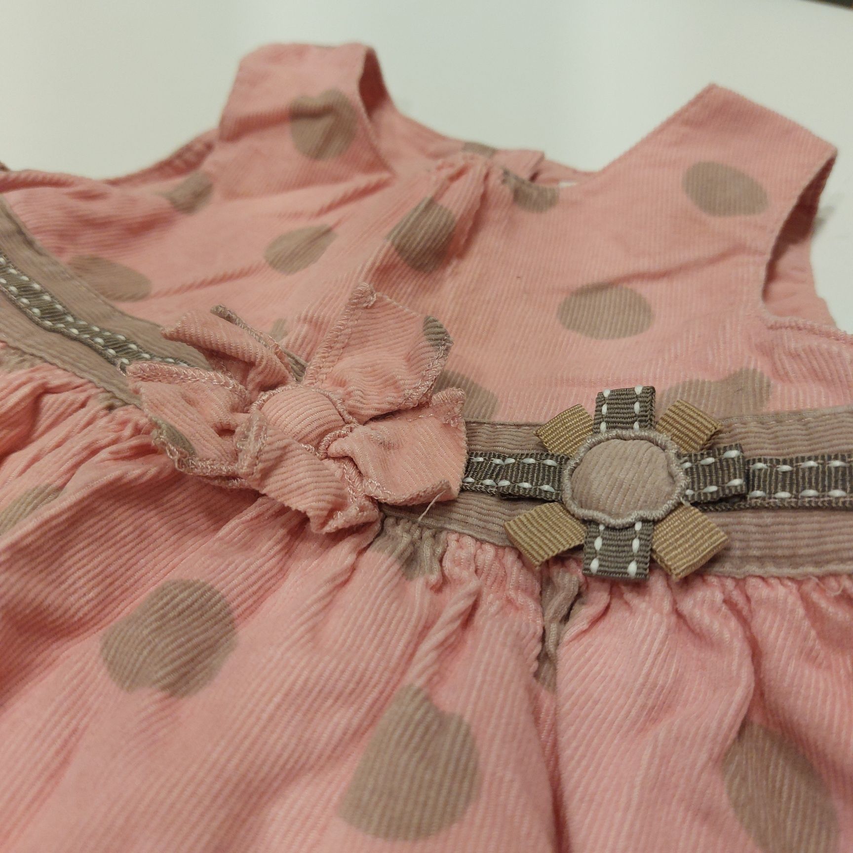 Różowa sukienka w grochy, z tiulem, Next 68