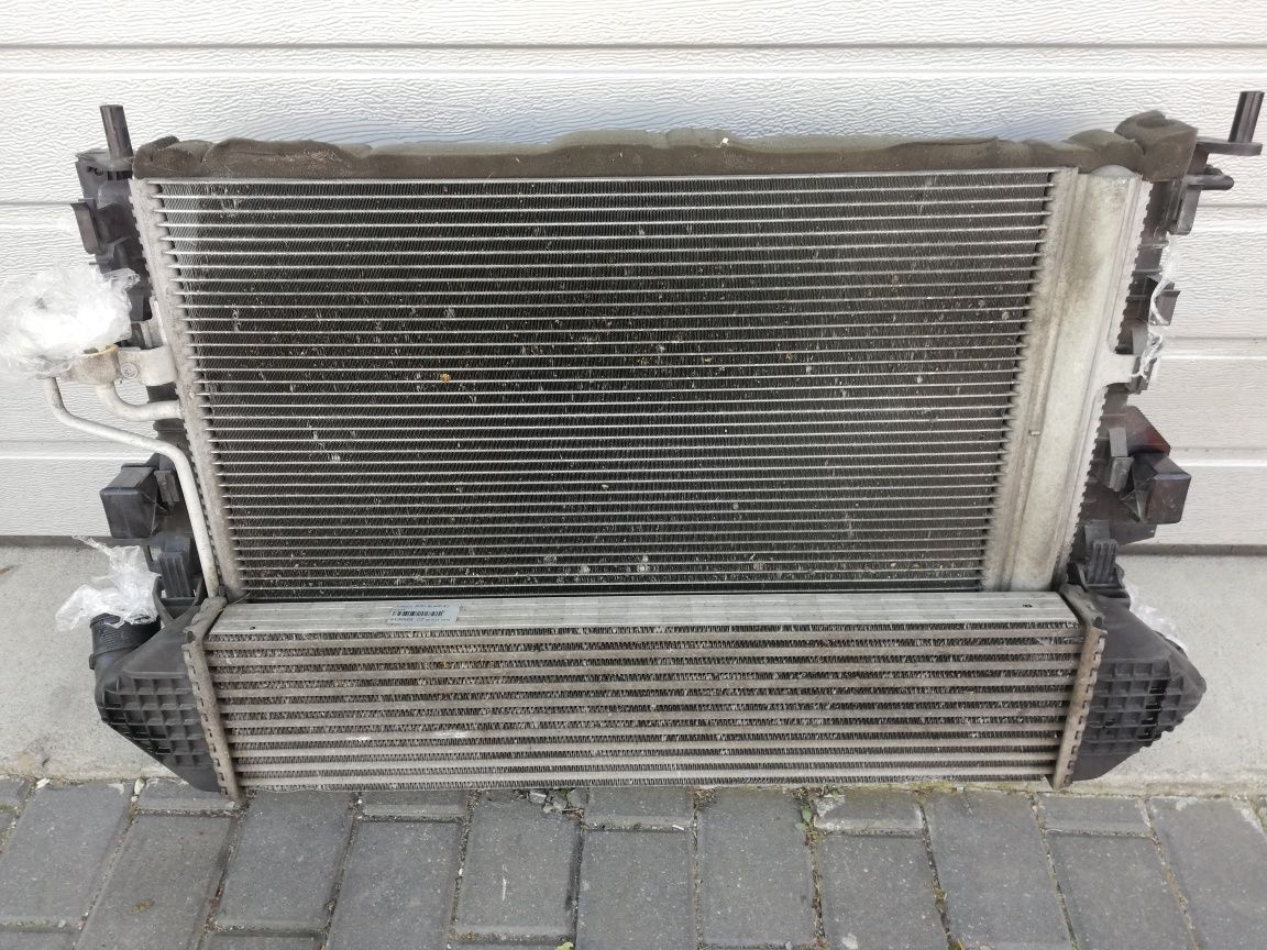 Chłodnice komplet chłodnic wentylator Focus mk3 C-max mk2 2.0 tdci