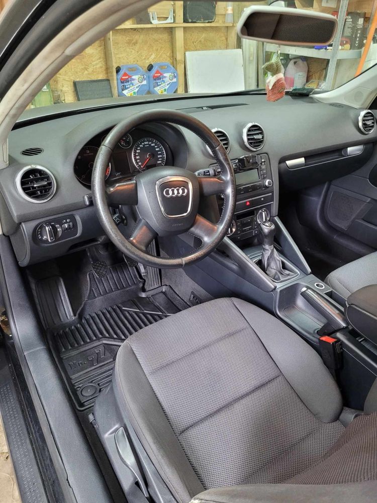 Audi a3 8p 1.9 tdi 2009 r 105KM