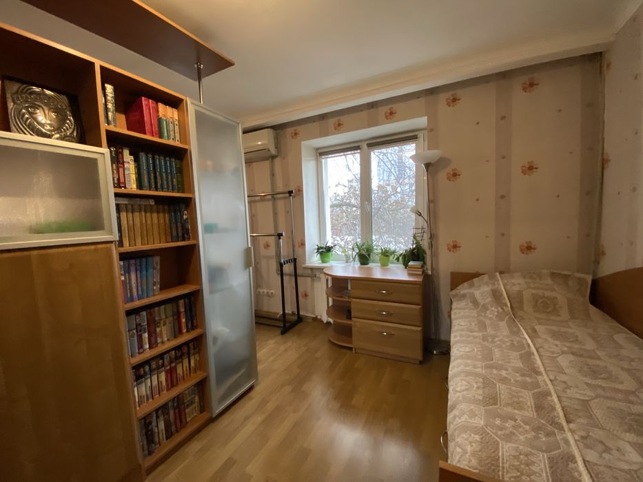 Пр Науки/ Гагарина 3 рн Сильпо нагорка центр