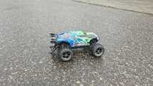 traxxas e revo 1/18