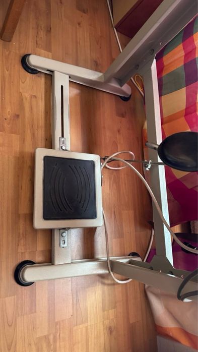 Продам швейна машинка