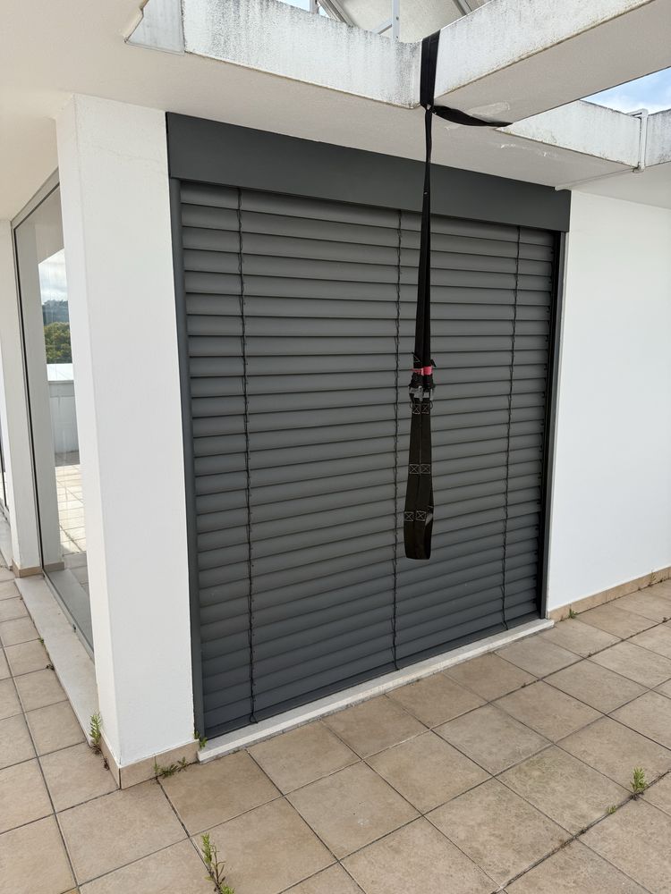 Conjunto 3 janelas, sacadas, porta e persiana vidro duplo