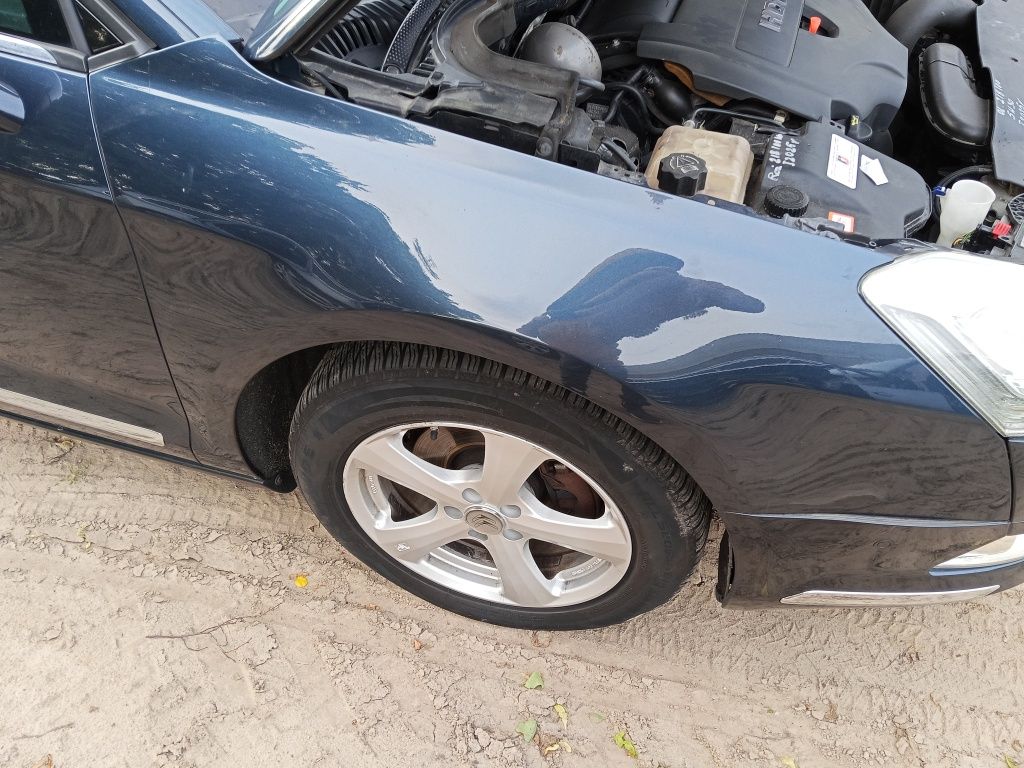 Błotnik prawy przód citroen C5 x7 III kgnc