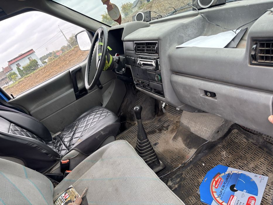 Volkswagen Transporter T4 2.4D doka 1992 r 6 osobowy