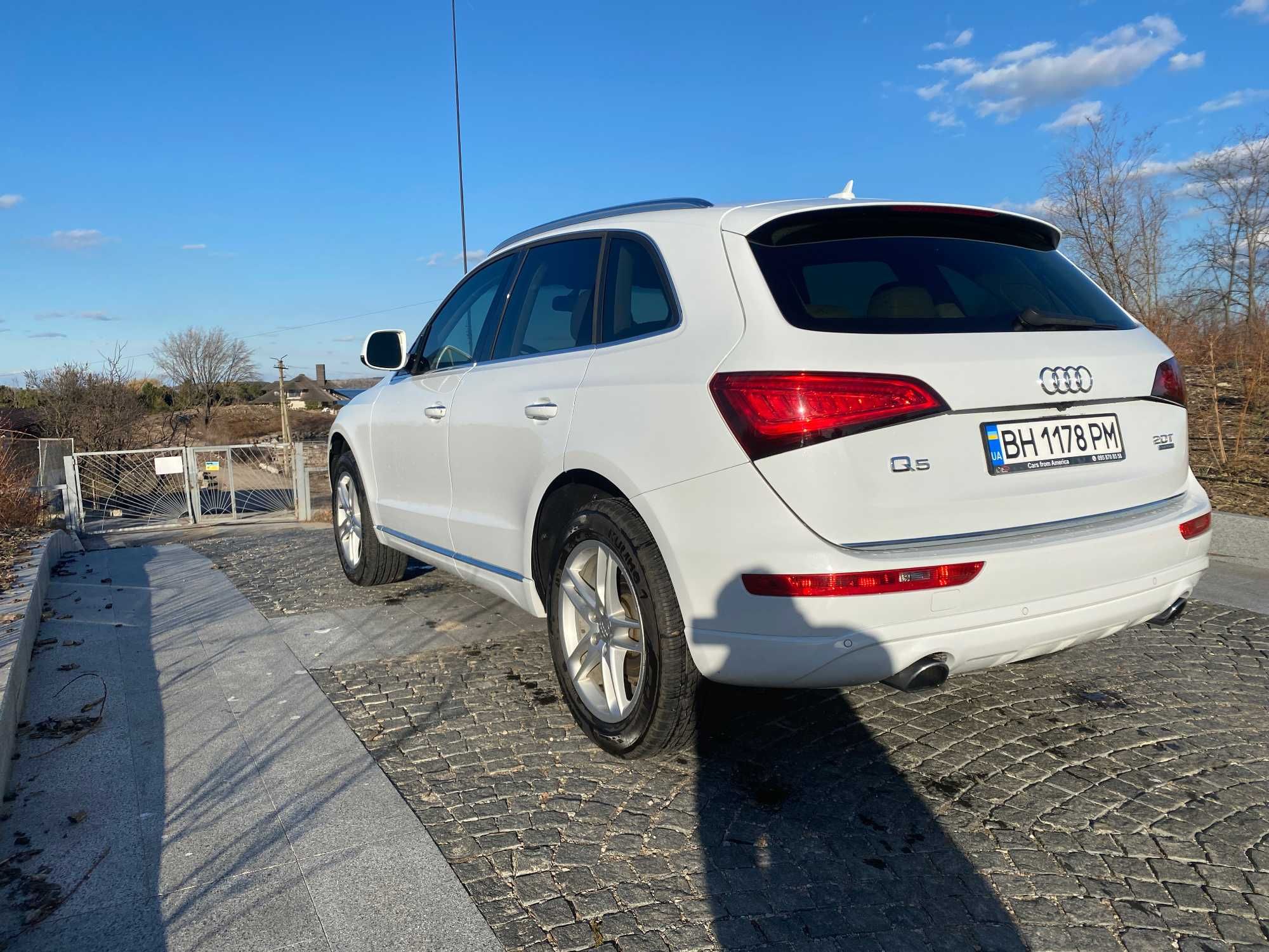 Audi Q5 Premium Plus  Модельный 2017 год