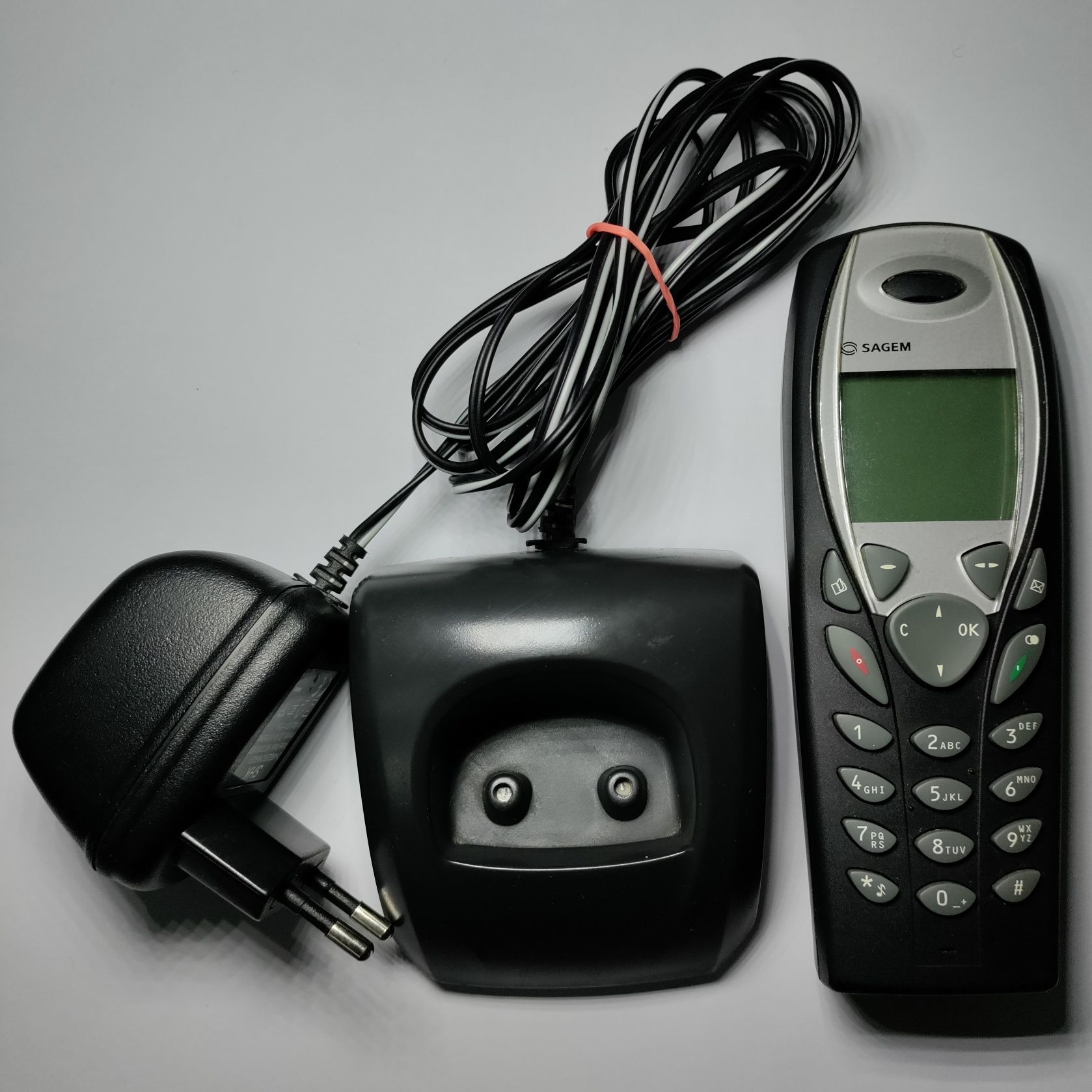 Sprawny telefon Sagem myH10 + ładowarka + stacja dokująca
