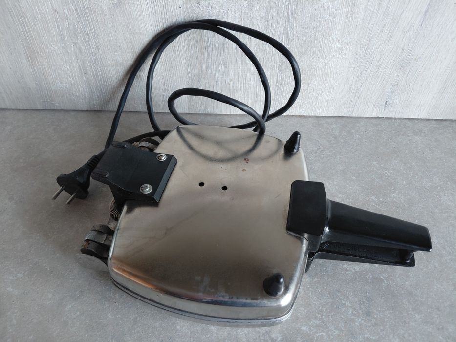 Вафельница СССР состояние отличное