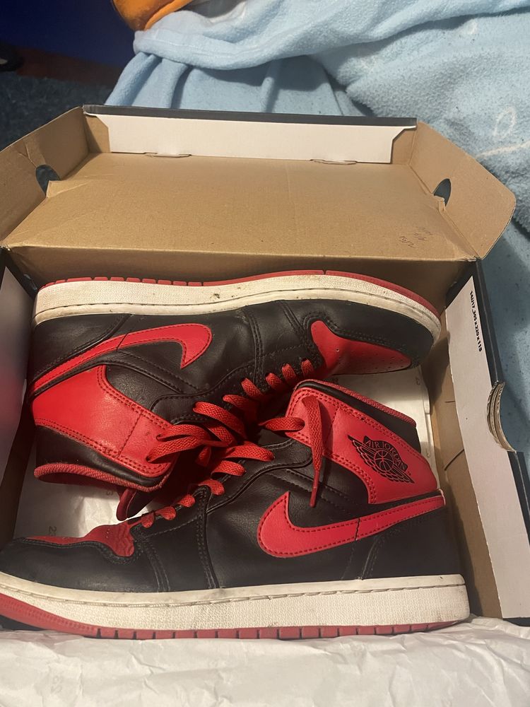 Jordan 1 vemelho