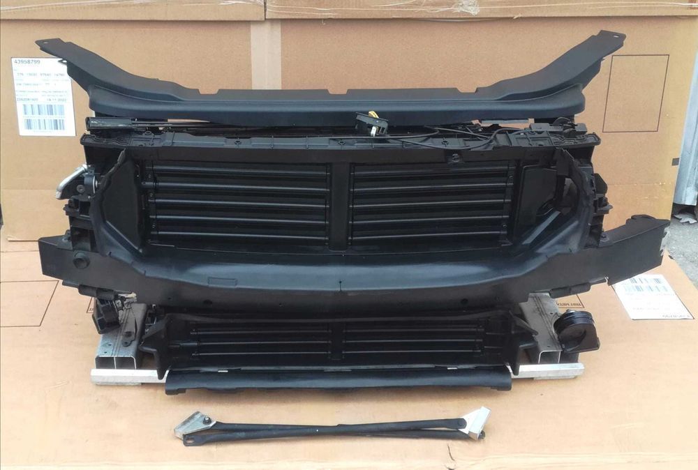 Панель передняя вентилятор Volvo XC60 разборка