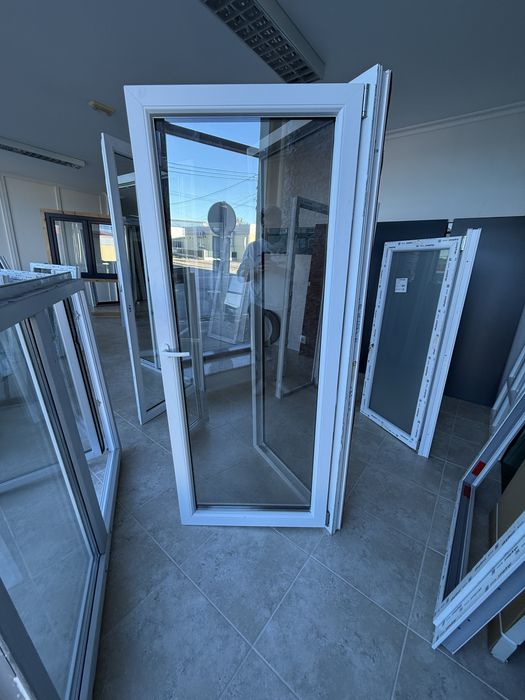 Porta sacada oscilo bante