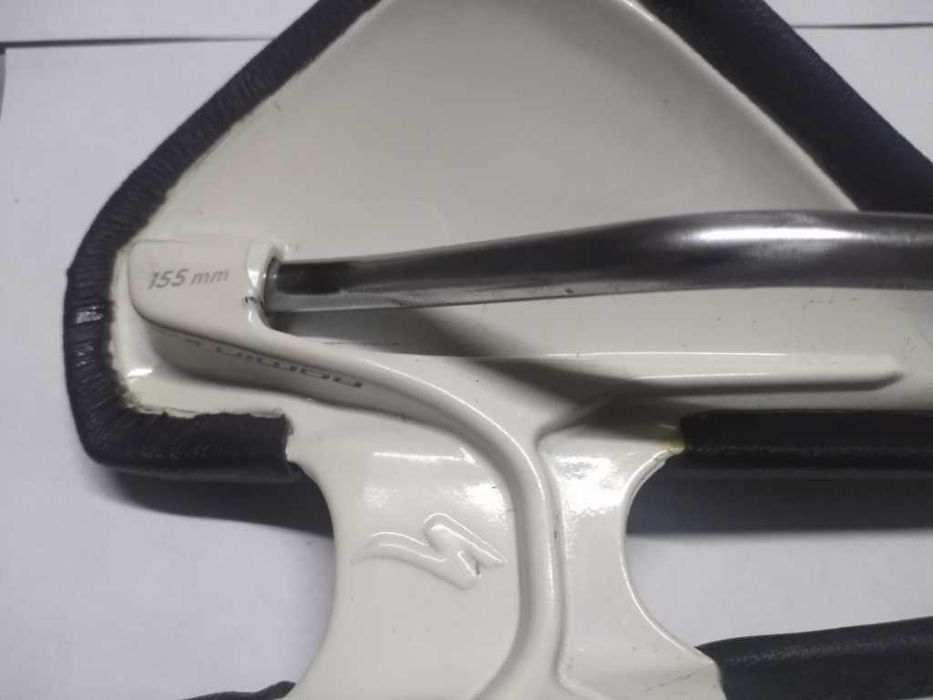 Фирменное седло Specialized ROMIN EVO COMP GEL 155mm