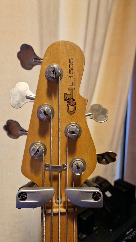 G&L L-1505 made in USA bas 5 str