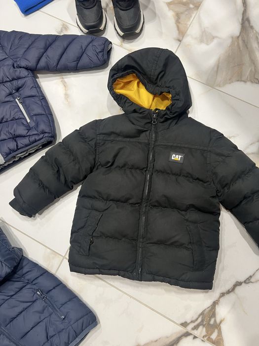 Зимняя куртка 3-4 зимние ботинки 16,5см 17,5см