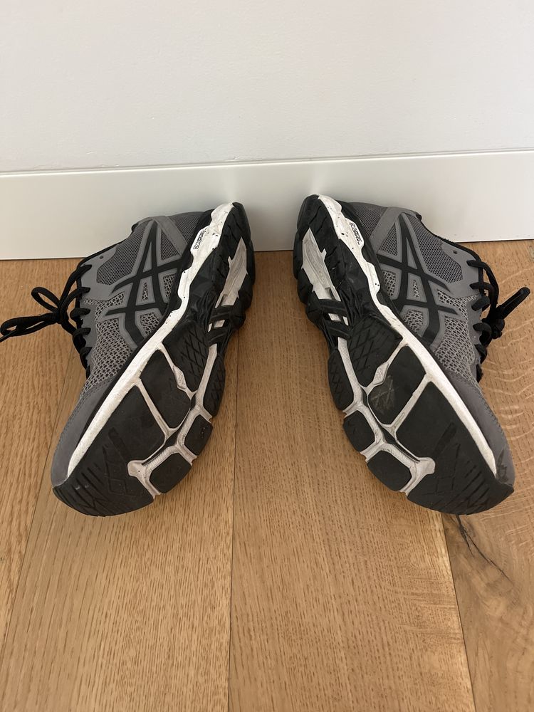 SAPATILHAS ASICS (Gel Glyde)  size 40