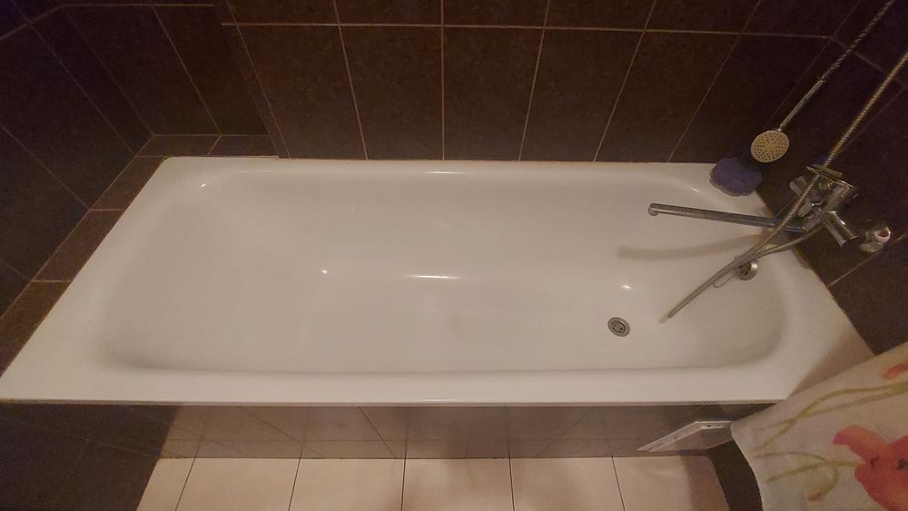 Простора 2-кімнатна квартира 73 м² вул. Миколи Закревського 93-А