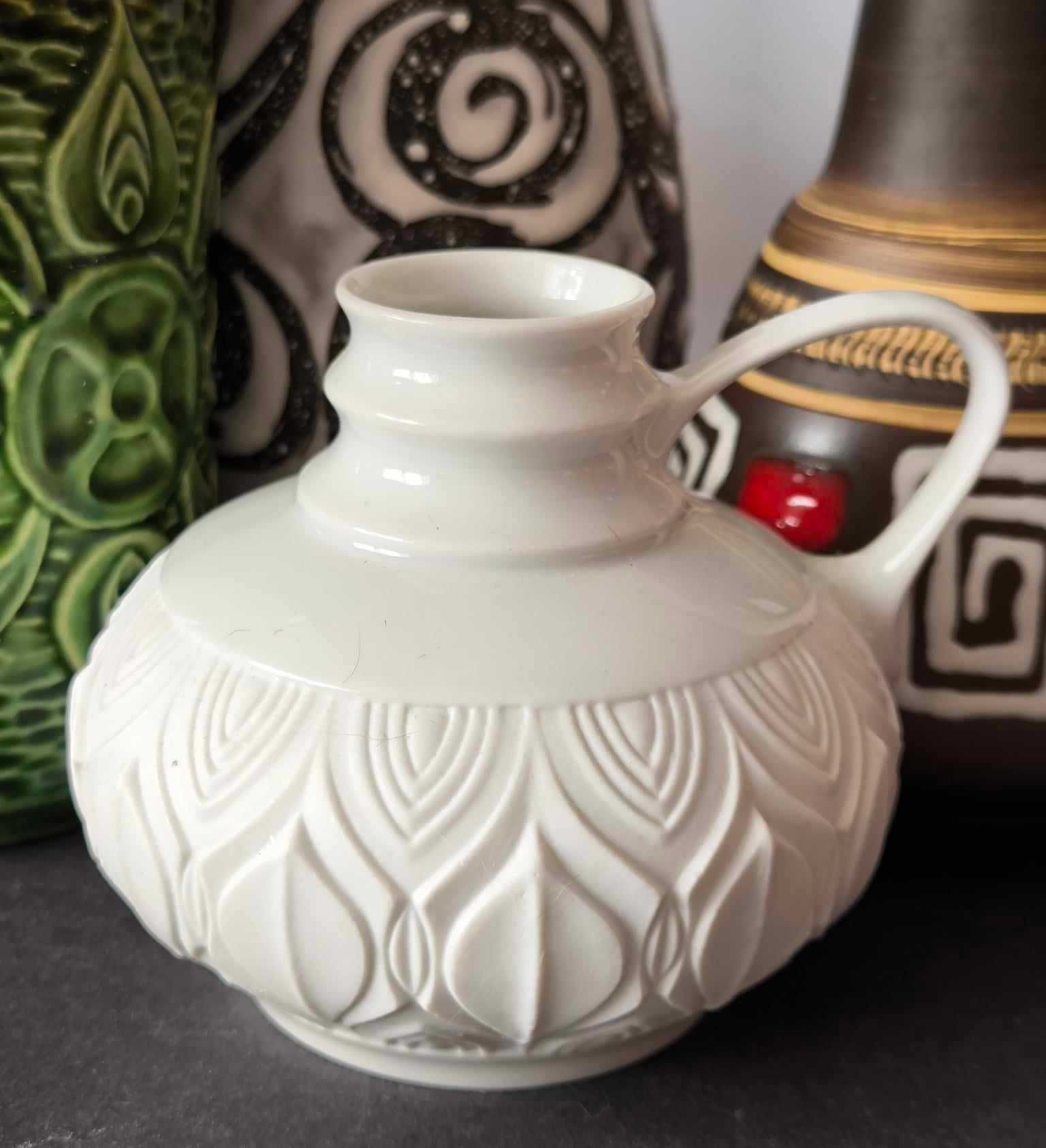 Stara porcelana wazon biskwit szkliwiony częściowo Design WGP