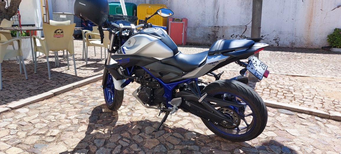 Vendo YAMAHA MT 03