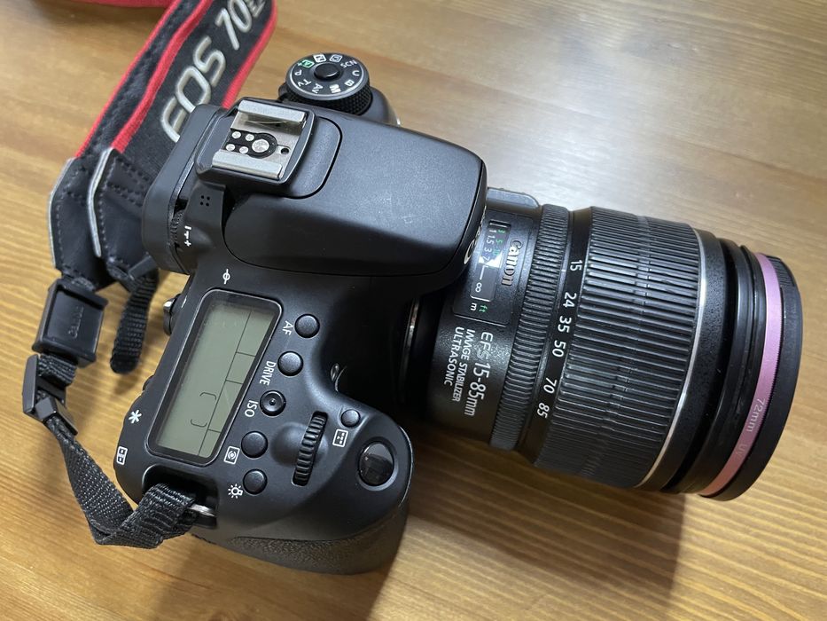 Canon 70D + lente Canon 15-85mm