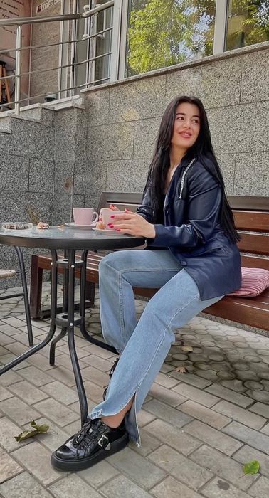 Жакет з екошкіри