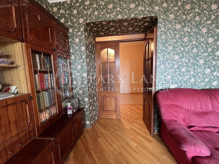 3К Старонаводницька, 8 Печерський р-н Центр