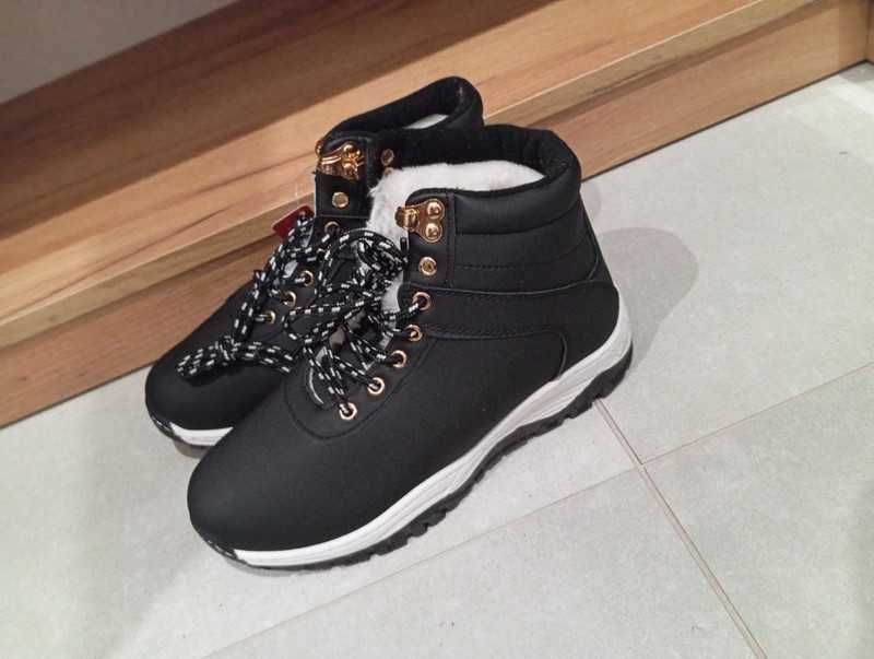 Buty sportowe śniegowce