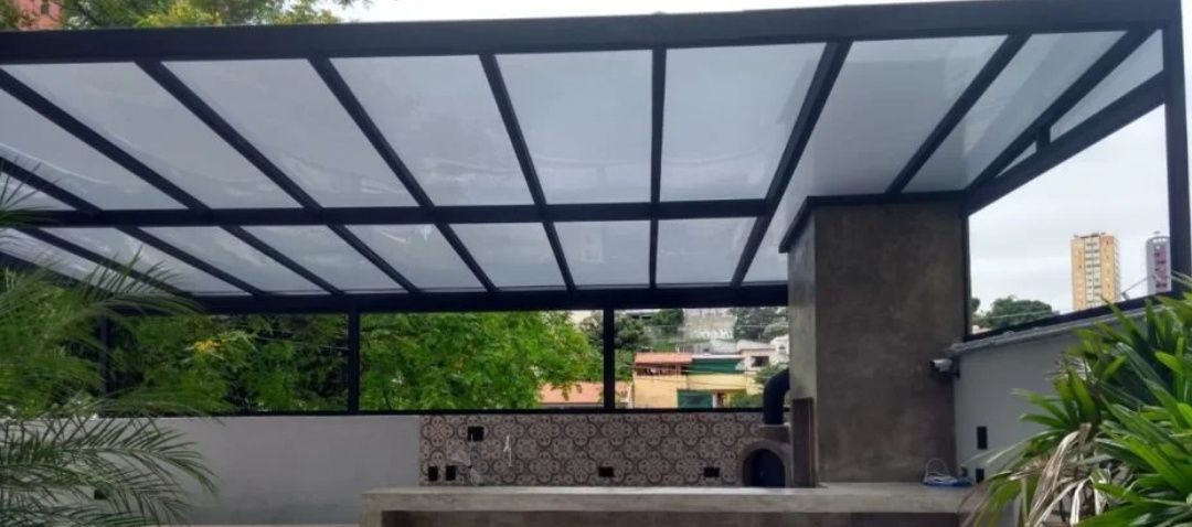 Coberturas em policarbonato para terraços