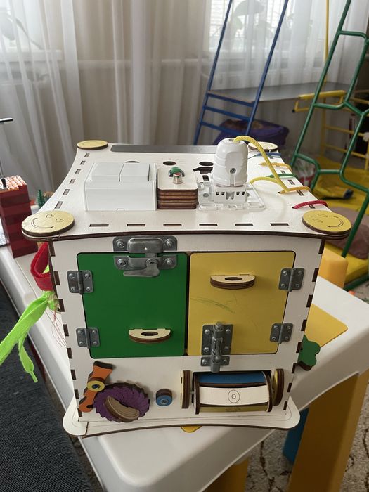 Бізіборд-кубик GoodPlay