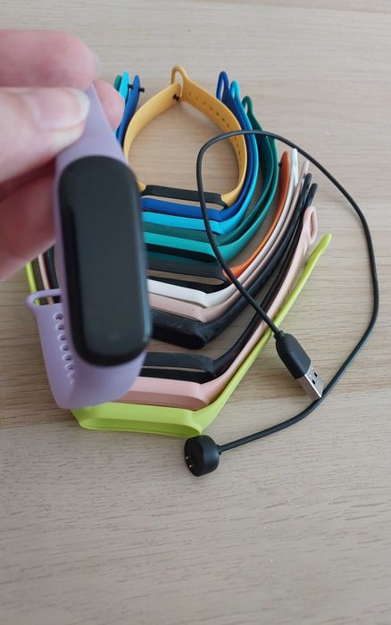 Smartwatch AMAZFIT band 5 +13 opaskow Gratis!