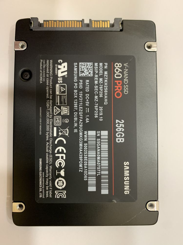 SSD накопичувач Samsung 860 Pro series 256GB 2.5" SATA III V-NAND MLC