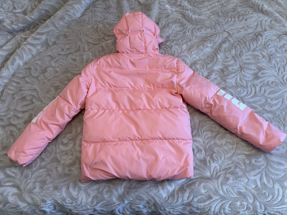 Продам куртку PUMA для девочки