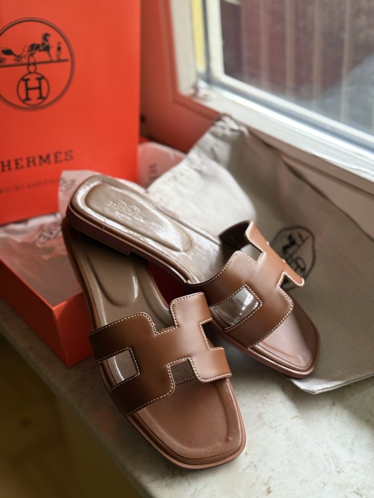 Klapki Hermes jak nowe