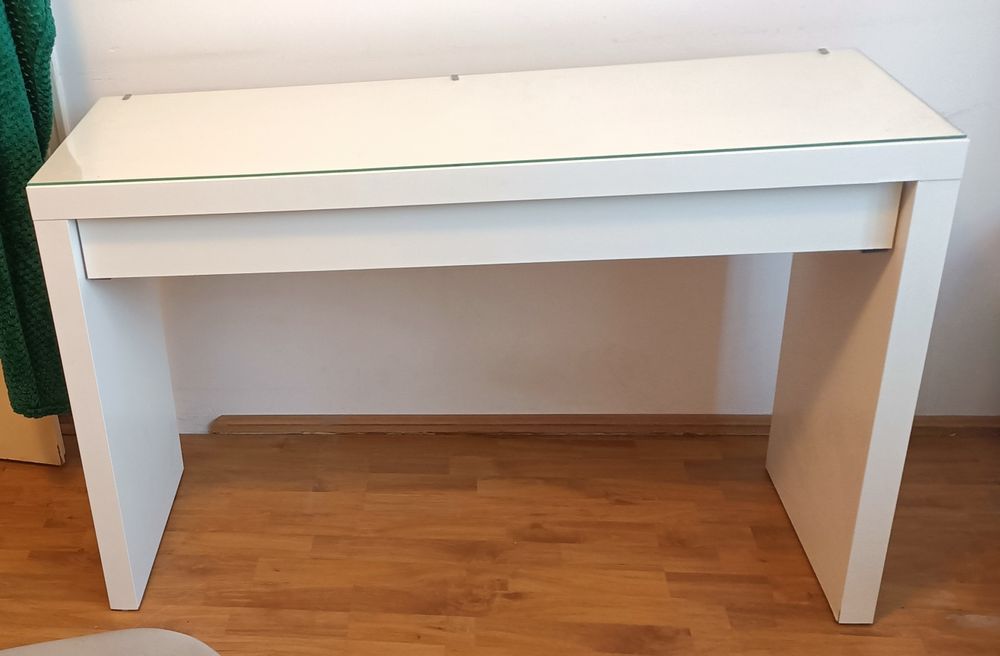 Toaletka IKEA Malm