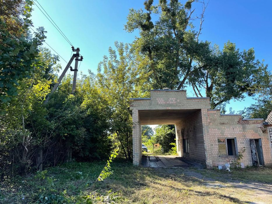 Продаються нежитлові приміщення! Промислова зона! Над дорогою! Млинів!