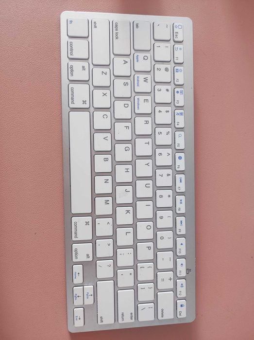 Komputer MAC OS z systemem operacyjnym High Sierra