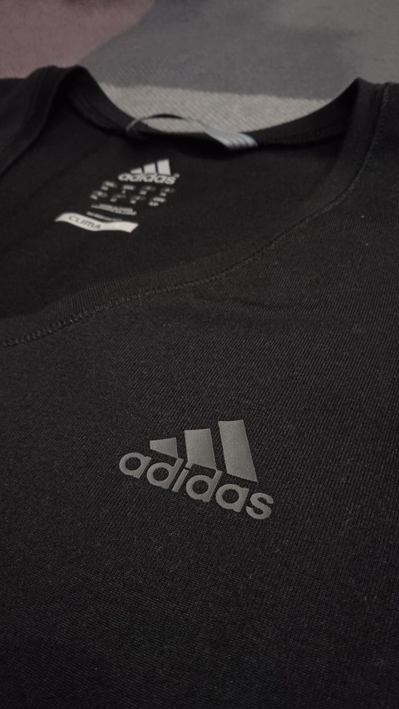 adidas нова футболка