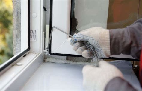 Регулювання та ремонт Пластикових вікон: Професійно